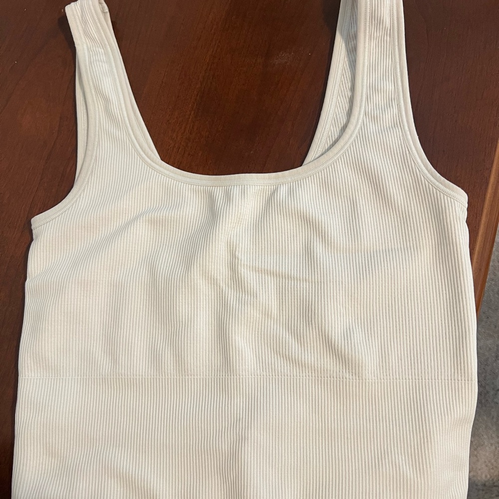 Athleta Cream Ribbed Crop Top